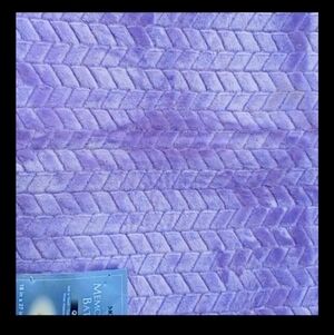 Nwt Mohawk Luxurious vibrant Purple Quick-Dry Memory Foam Bath Mat